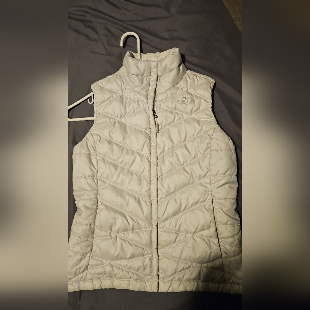The North Face Women's 550 Goose Down Insulated Aconcagua Vest